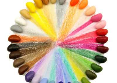 32-color-wheel-crayons-1000
